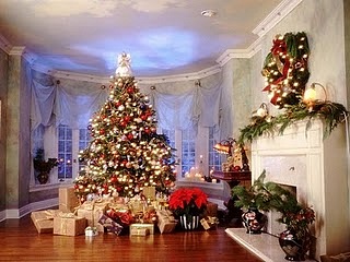 Новогодняя елка с подарками для всех форумчанок.jpg