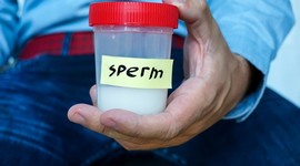 Суд запретил 42-летней женщине беременеть от донора спермы   
