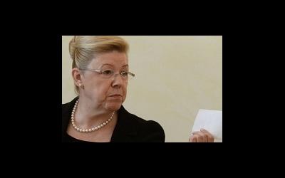 Елена Мизулина и суррогатное материнство: продолжение Елена Мизулина и суррогатное материнство: продолжение